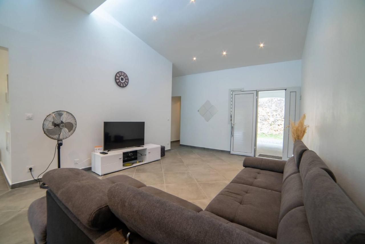 Promo ! Charmant Havre De Paix Ventile En Campagne Le Gosier  Exterior photo